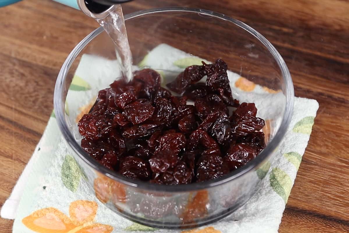 rehydrating dried cherries for scones