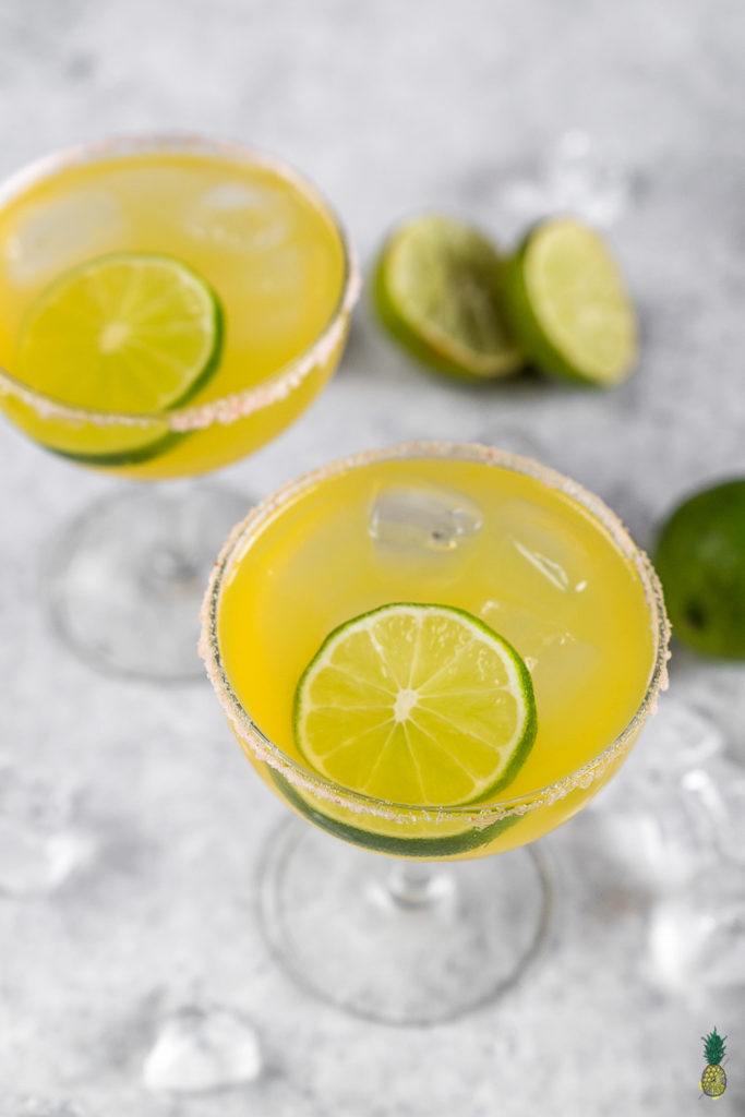 Easy Mango Kombucha Margaritas that are easy to make and perfect for New Year's Eve! #vegan #cocktail #margarita #kombucha #easy #musttry