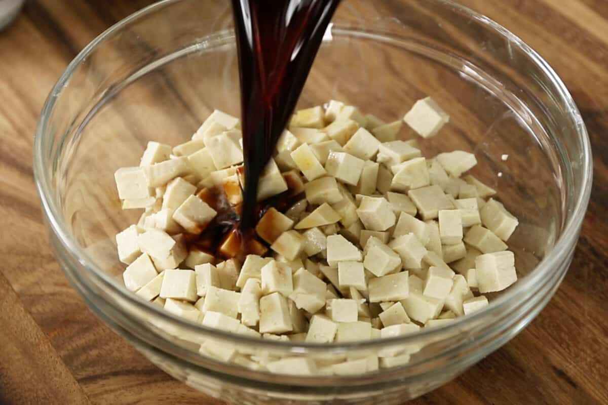 making tofu pancetta for carbonara