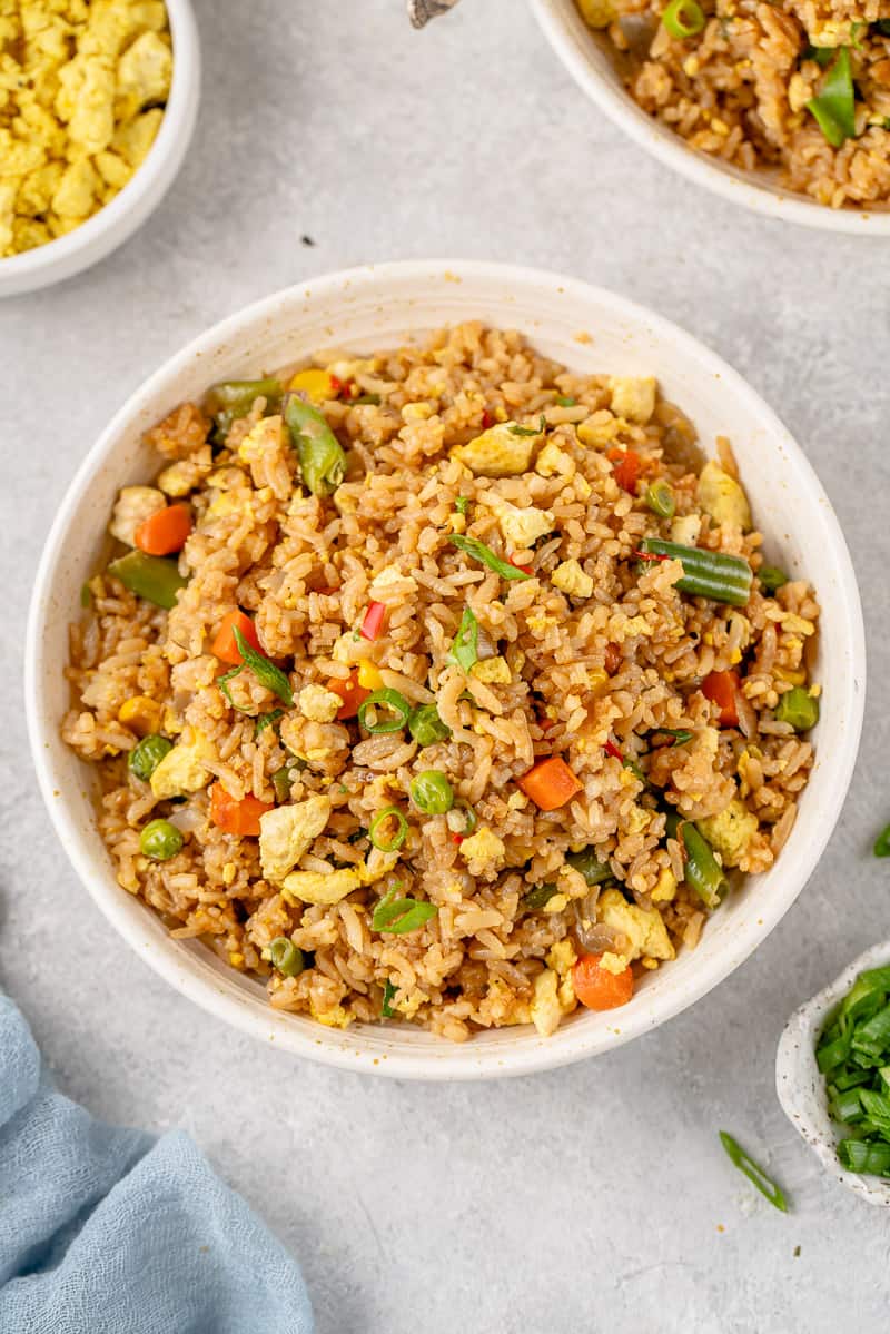 overhead image of vegan egg fried rice in a bowl